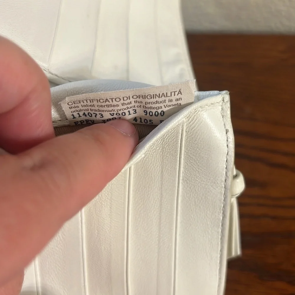Bottega Veneta Authentic White bifold wallet